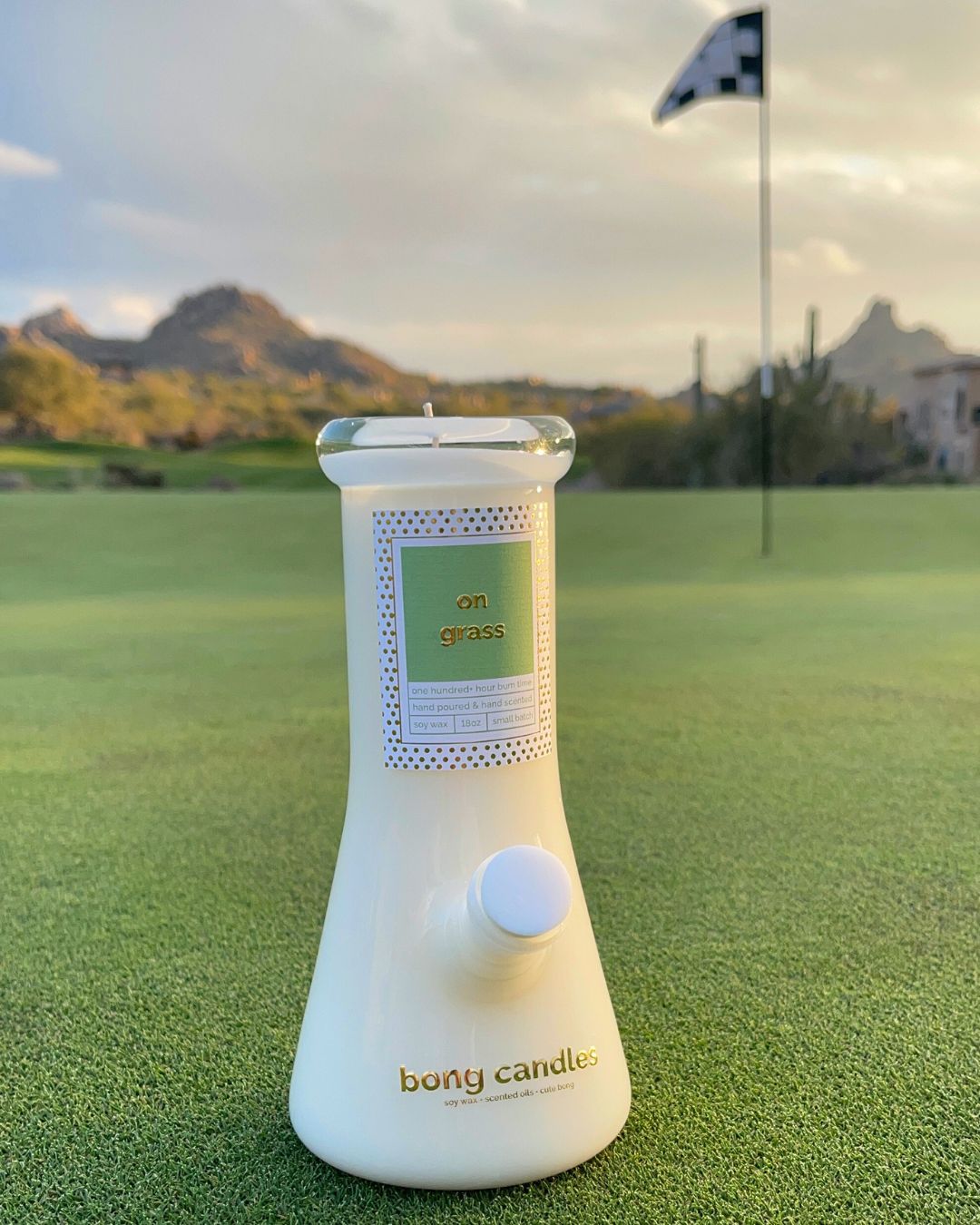 on grass candle, grass scented candle, bong candle, golf gifts, golf lovers, golf candle, golf gift, dad gift, fathers day gift, gifts for him, golf lovers